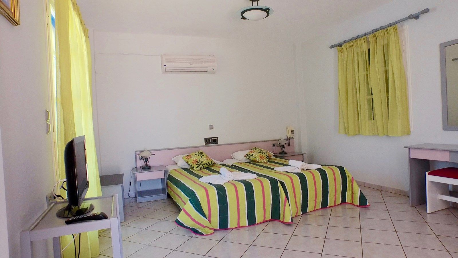Romantica Hotel Agia Pelagia  Zimmer foto